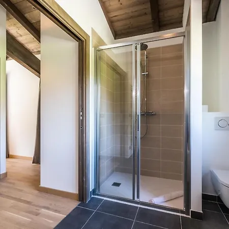 Horská chata Jatoba - By Emerald *