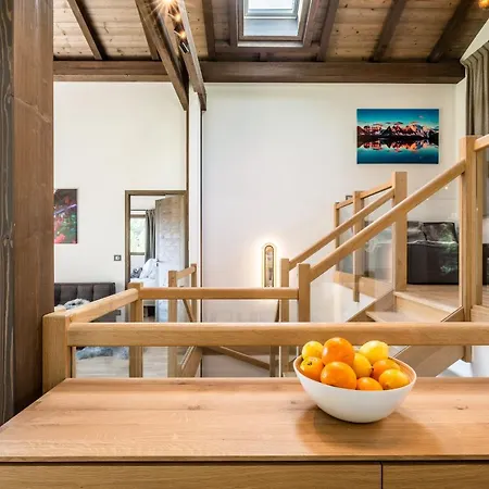 Jatoba - By Emerald Horská chata Chamonix