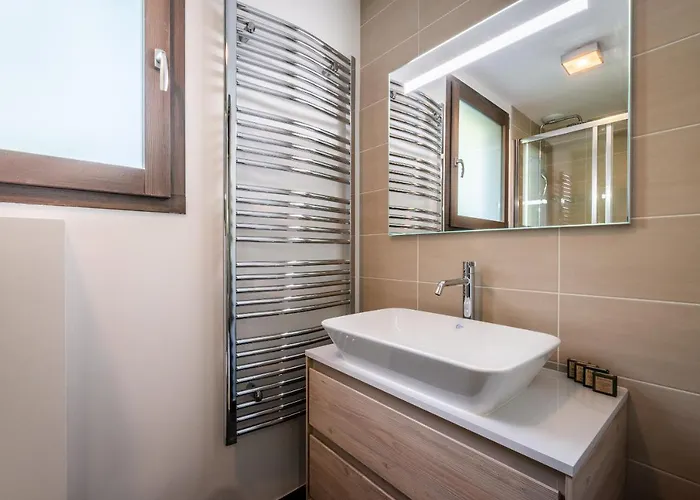 Jatoba - By Emerald Chamonix