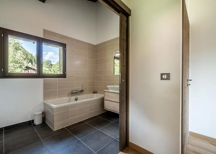 Jatoba - By Emerald Domek alpejski